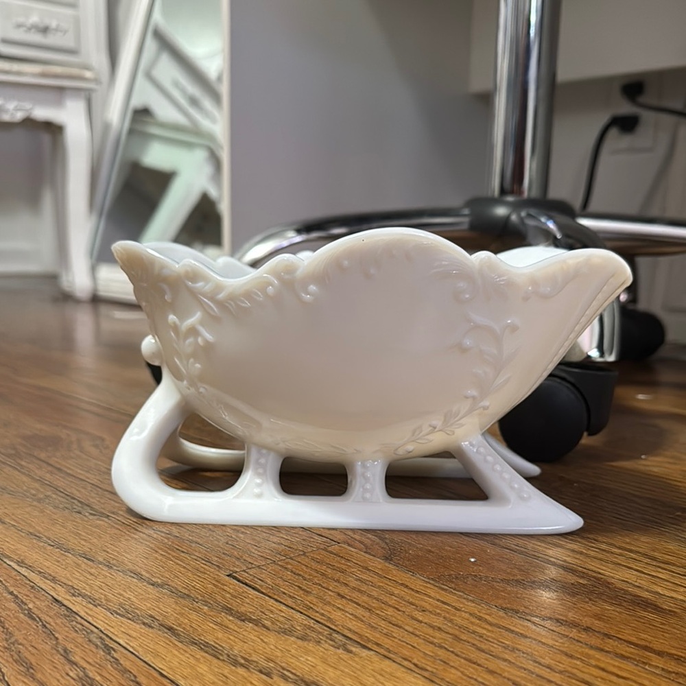 Cream Ceramic Dish